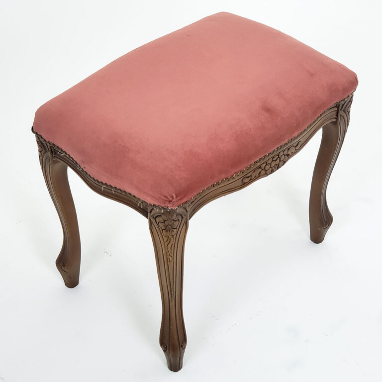 レンタル小道具ソファ・椅子AOT-01