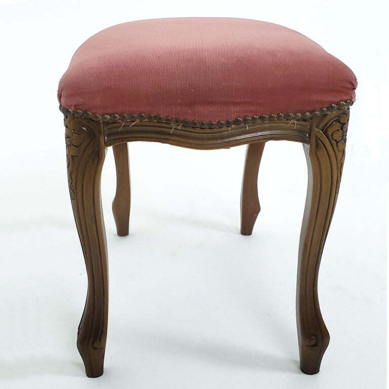 レンタル小道具ソファ・椅子AOT-01